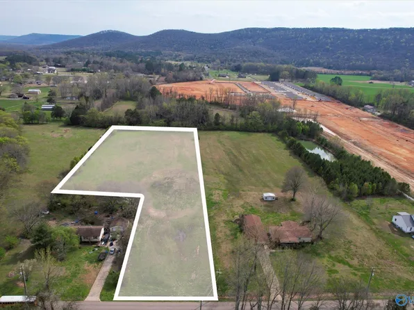164 Knotty Walls Rd SE, Owens Cross Roads, AL 35763