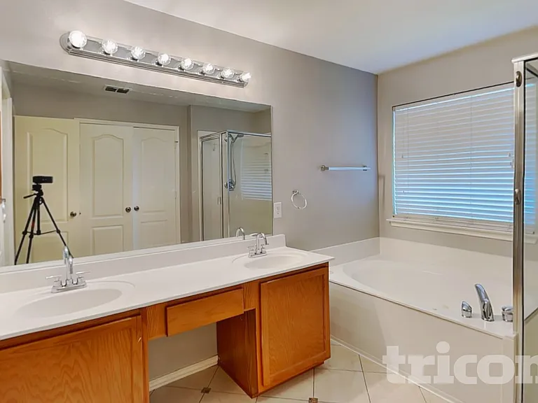 9622 Discovery Dr — Photo 11