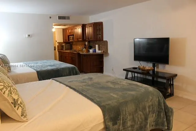 19201 Collins Ave #622 — Photo 7