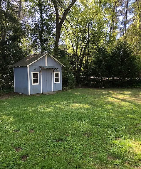 1600 Wyndham Rd — Photo 9