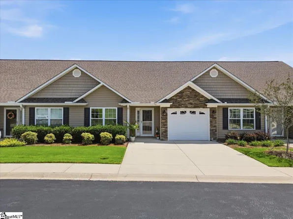 110 Shalom Dr, Simpsonville, SC 29681