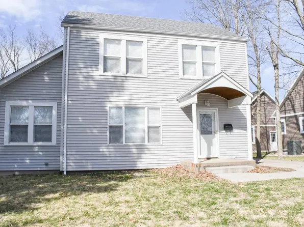 331 S Monroe St, Pittsfield, IL 62363