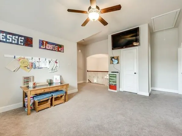 3814 Hyde Park Dr, Midlothian, TX 76065