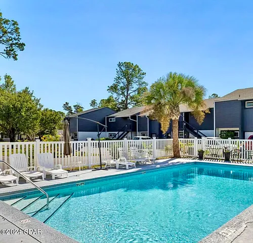 7125 N Lagoon Dr #C Photo 1