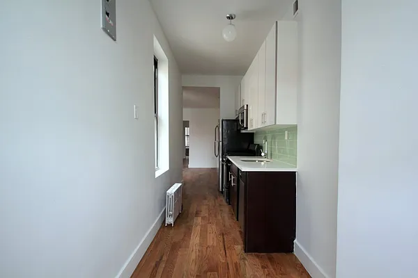 Rented by Bohemia Realty Group | media 30