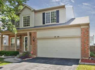 1959 Congrove Dr, Aurora, IL 60503