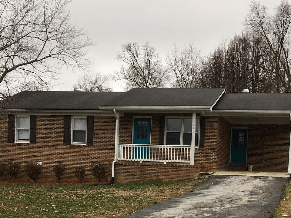 1st image of 509 Hidden Valley Cir
