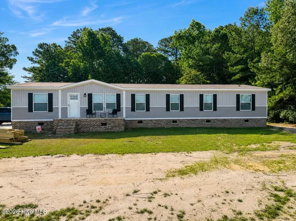 2084 Spring Garden Road, New Bern, NC 28562