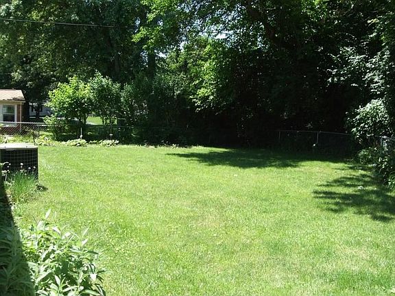 3rd image of 25 Benzell Dr