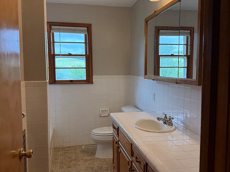 5028 Highway 11E — Photo 13