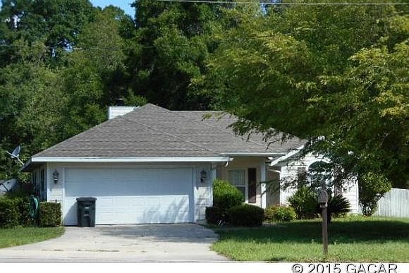 1st image of 612 SE 1st St