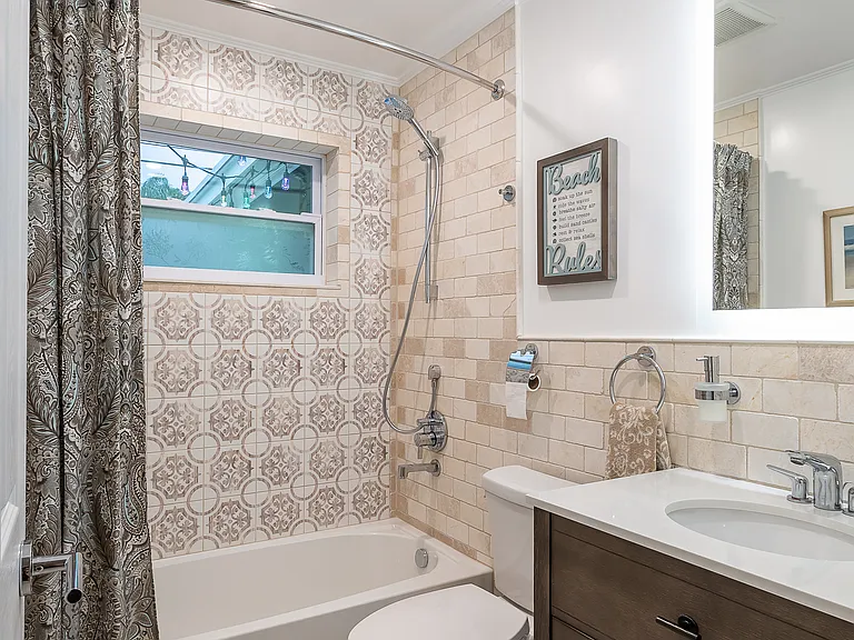 3576 Pandora Ave — Photo 12