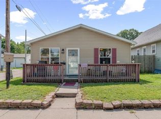 287 12th Ave SW, Cedar Rapids, IA 52404