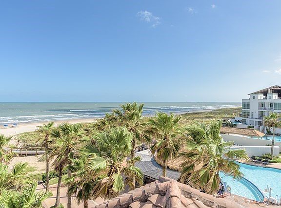 2nd image of 310 Padre Blvd