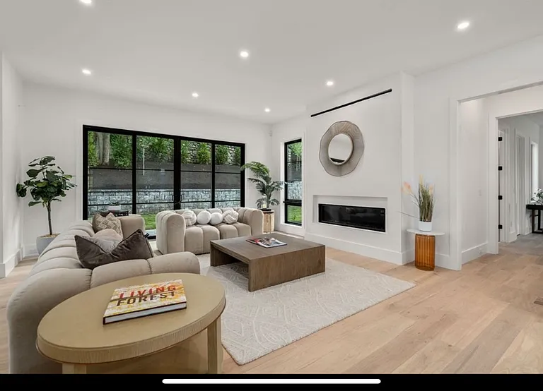 28 Newtonville Ave — Photo 19