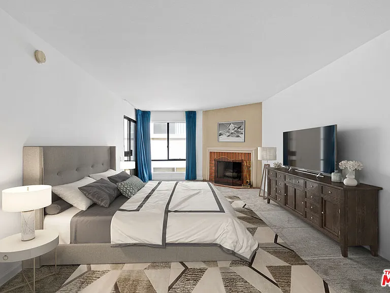 1250 Amherst Ave #201 — Photo 14