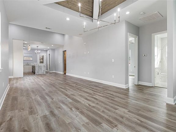 3rd image of 8901 Livingston Ave