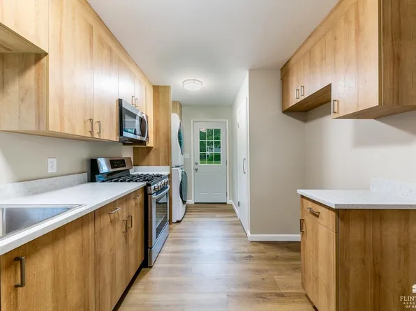 707 Pine St, Wamego, KS 66547