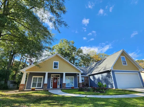 109 Briarcliff Dr, Hattiesburg, MS 39402