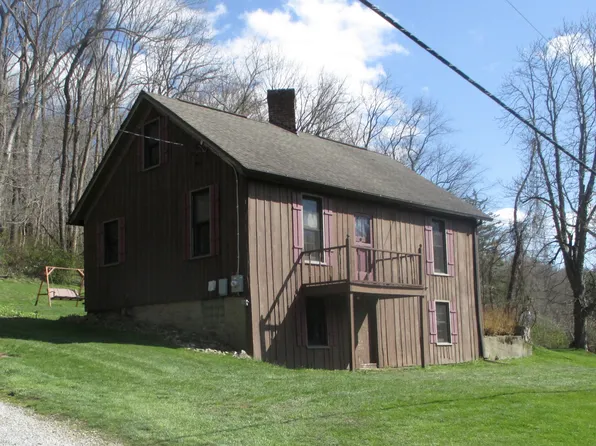 3851 Baker School Rd, North Huntingdon, PA 15642