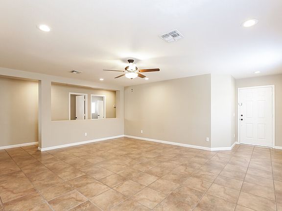 5th image of 11818 W Corrine Dr