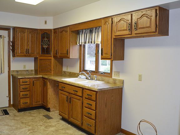 4th image of 1401 Buckland Ave
