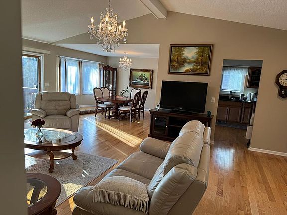 5th image of 44266 Terricar Ln