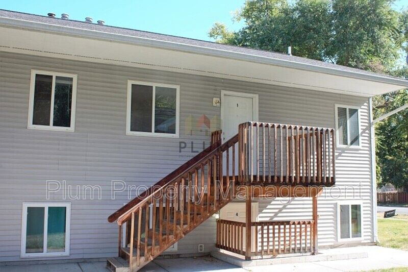 1st image of 2050 S 14th St W APT 2