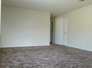 21969 Arapahoe Ave APT 1, Apple Valley, CA 92307