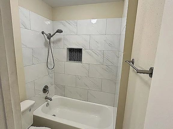 4th image of 13810 Ivymount Dr