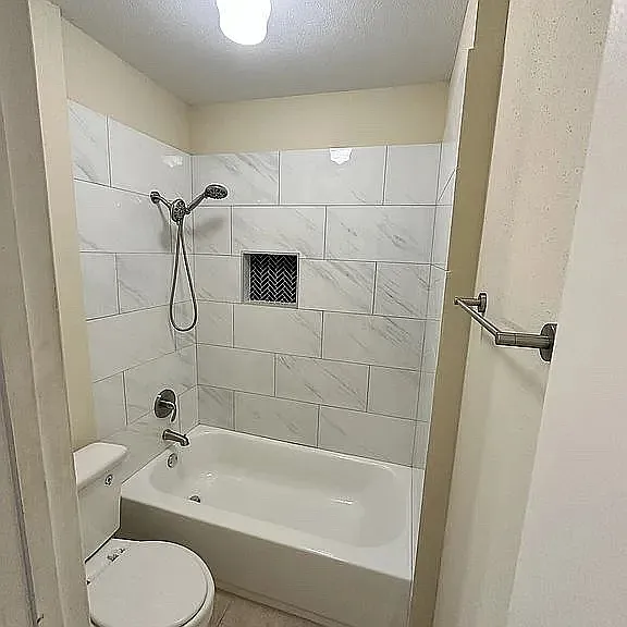 13810 Ivymount Dr — Photo 4
