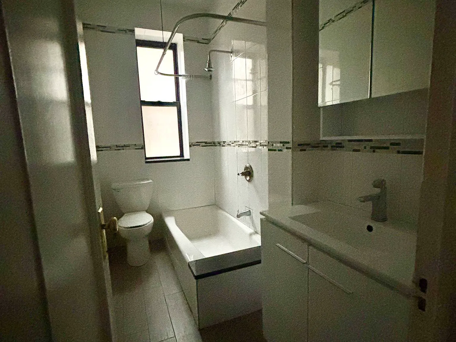 162 West 54th Street — Photo 4