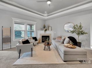 4421 Compton Ave, Caldwell, ID 83607