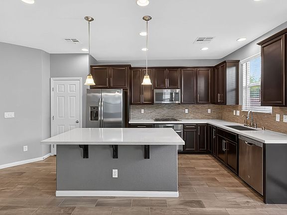5th image of 5663 N Balsam St