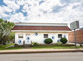 31 W Saint Charles Rd, Villa Park, IL 60181
