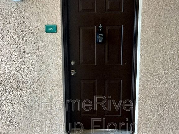 3rd image of 201 SW Palm Dr APT 303