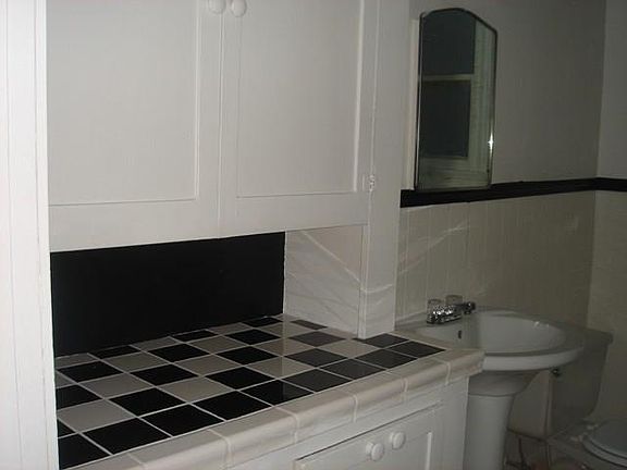 4th image of 1316 6th St
