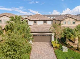 8945 Rhodes St, Kissimmee, FL 34747