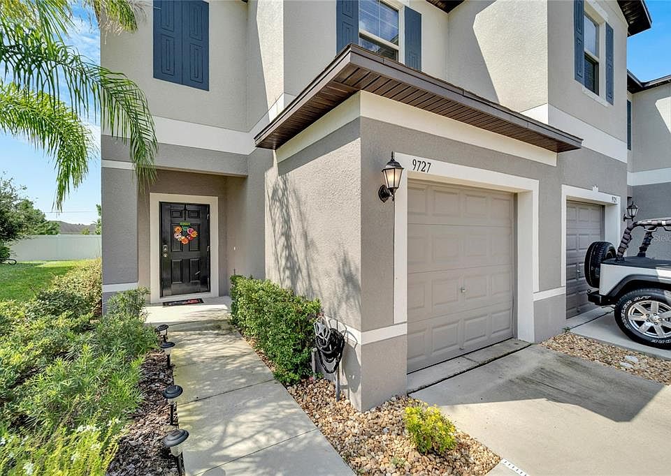 1st image of 9727 Mulberry Marsh Ln