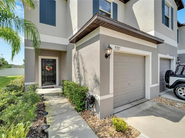 9727 Mulberry Marsh Ln, Sun City Center, FL 33573