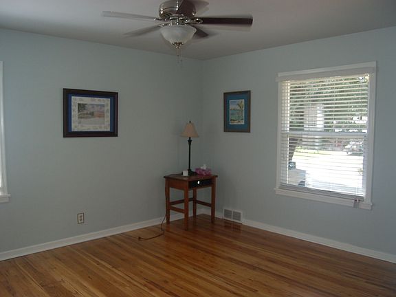 bedroom 1 (a)