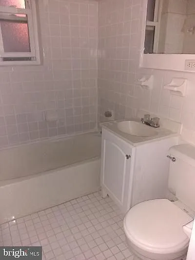 3051 Patrick Henry Dr #101 — Photo 3