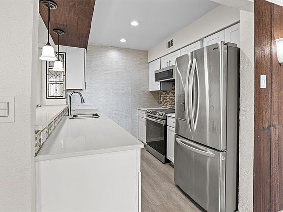 5th image of 11450 Audelia Rd APT 305