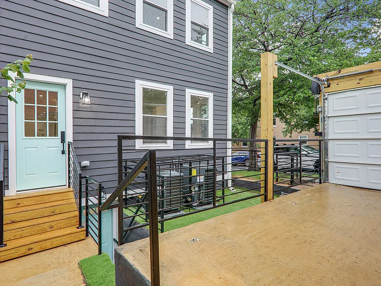 1600 Trinidad Ave NE #A — Photo 46
