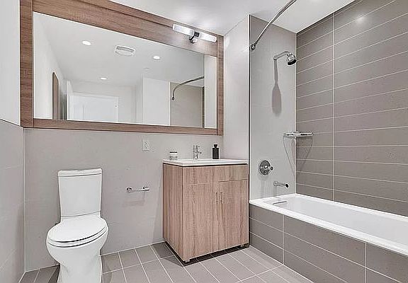 3rd image of 14-01 Broadway #4B