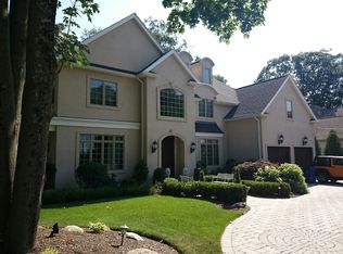 33 Brookline St, Newton, MA 02467