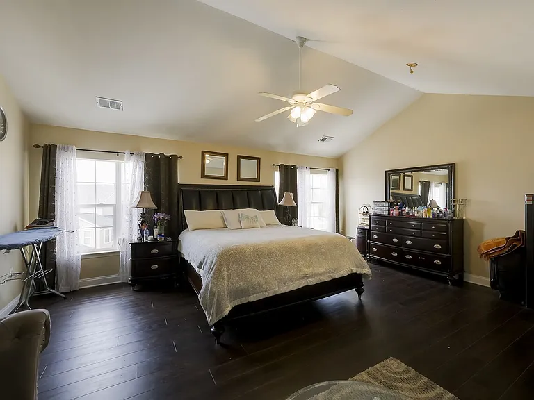601 Crossover Ct — Photo 31