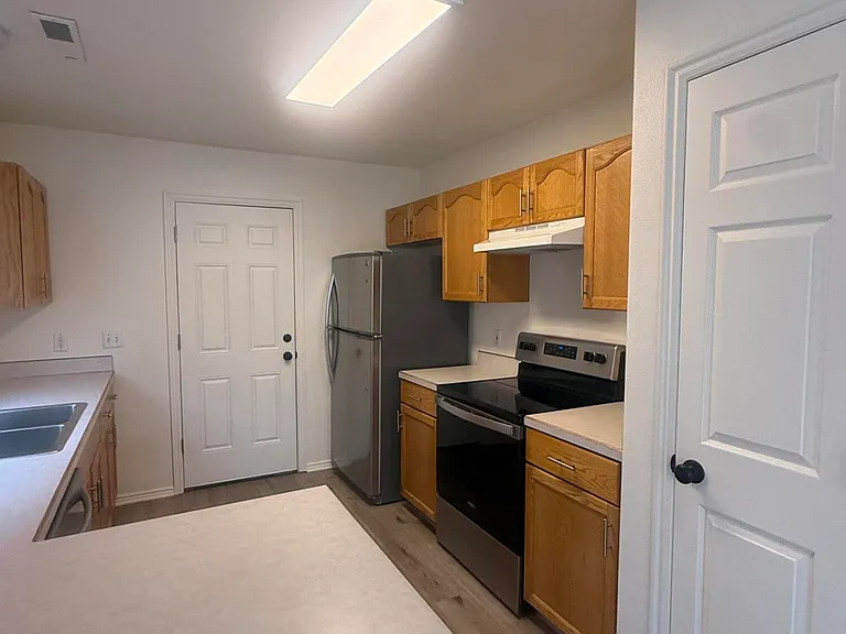 1157 N 1340 West Cir — Photo 7