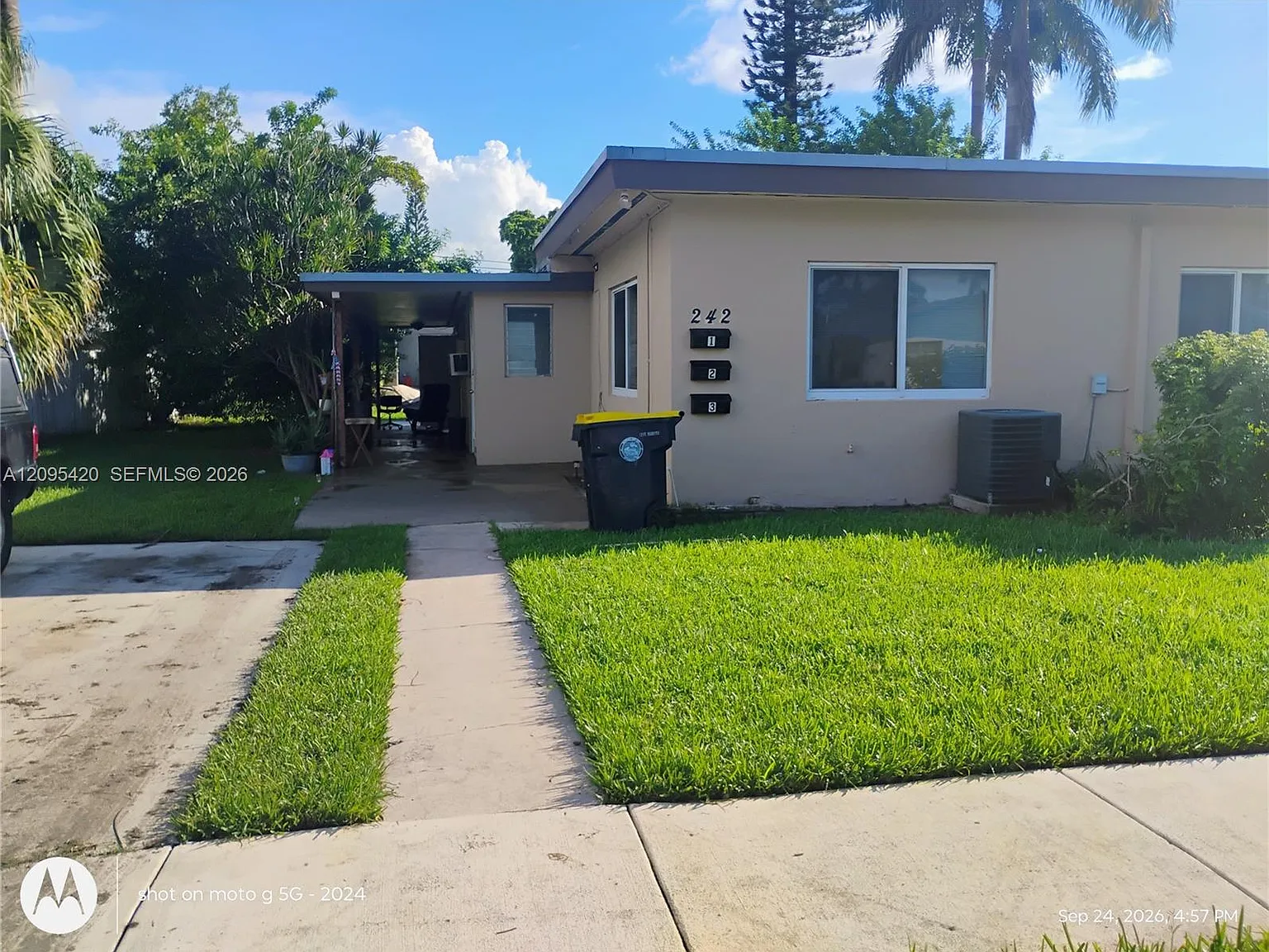 Dania Beach — Photo 1