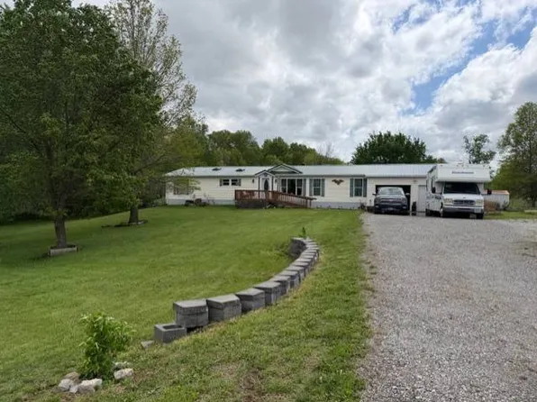 7080 NW Mill Creek Dr, Cameron, MO 64429